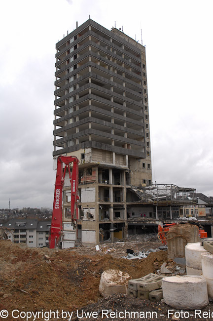 2011_12_04-12.47.36h_0117