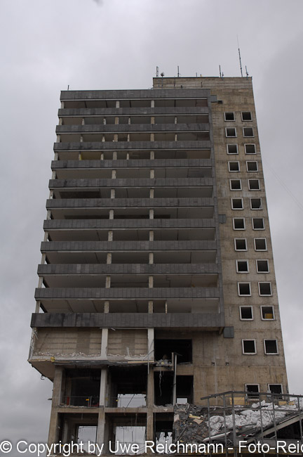 2011_12_04-12.56.48h_0181