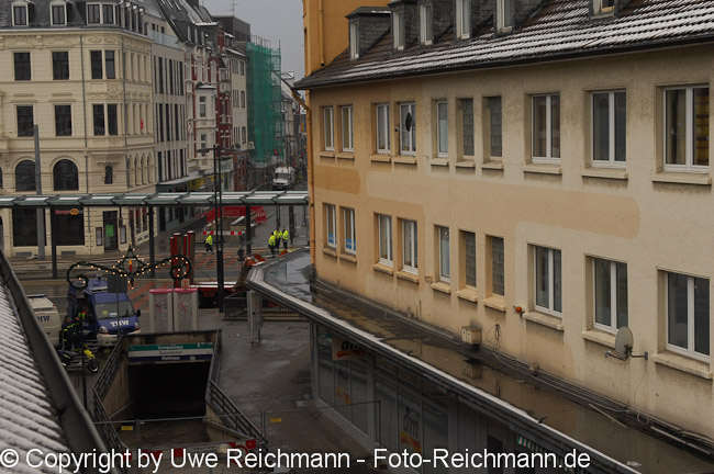 2011_12_18-11.49.42h_0006